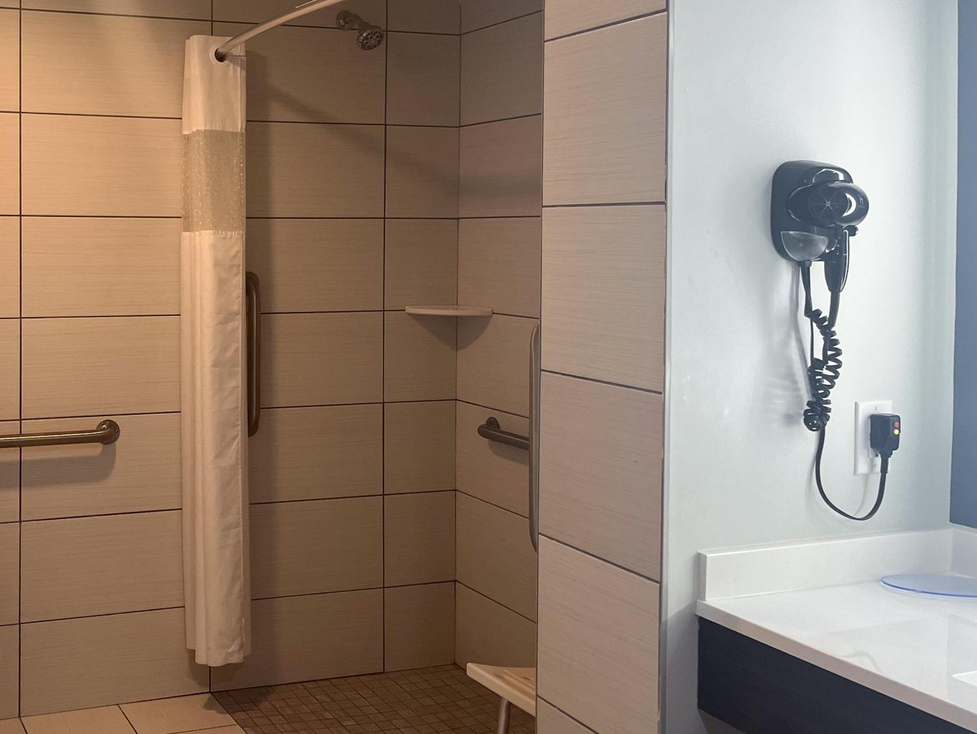 Motel 6 Norfolk, Va East Little Creek Ngoại thất bức ảnh