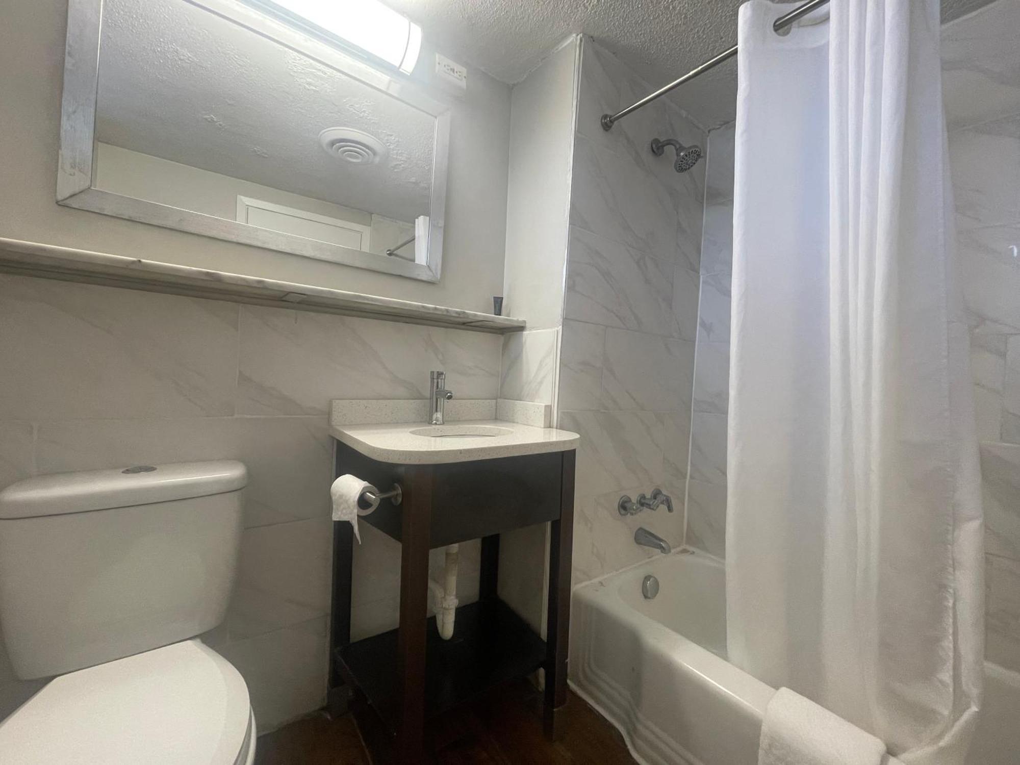 Motel 6 Norfolk, Va East Little Creek Ngoại thất bức ảnh