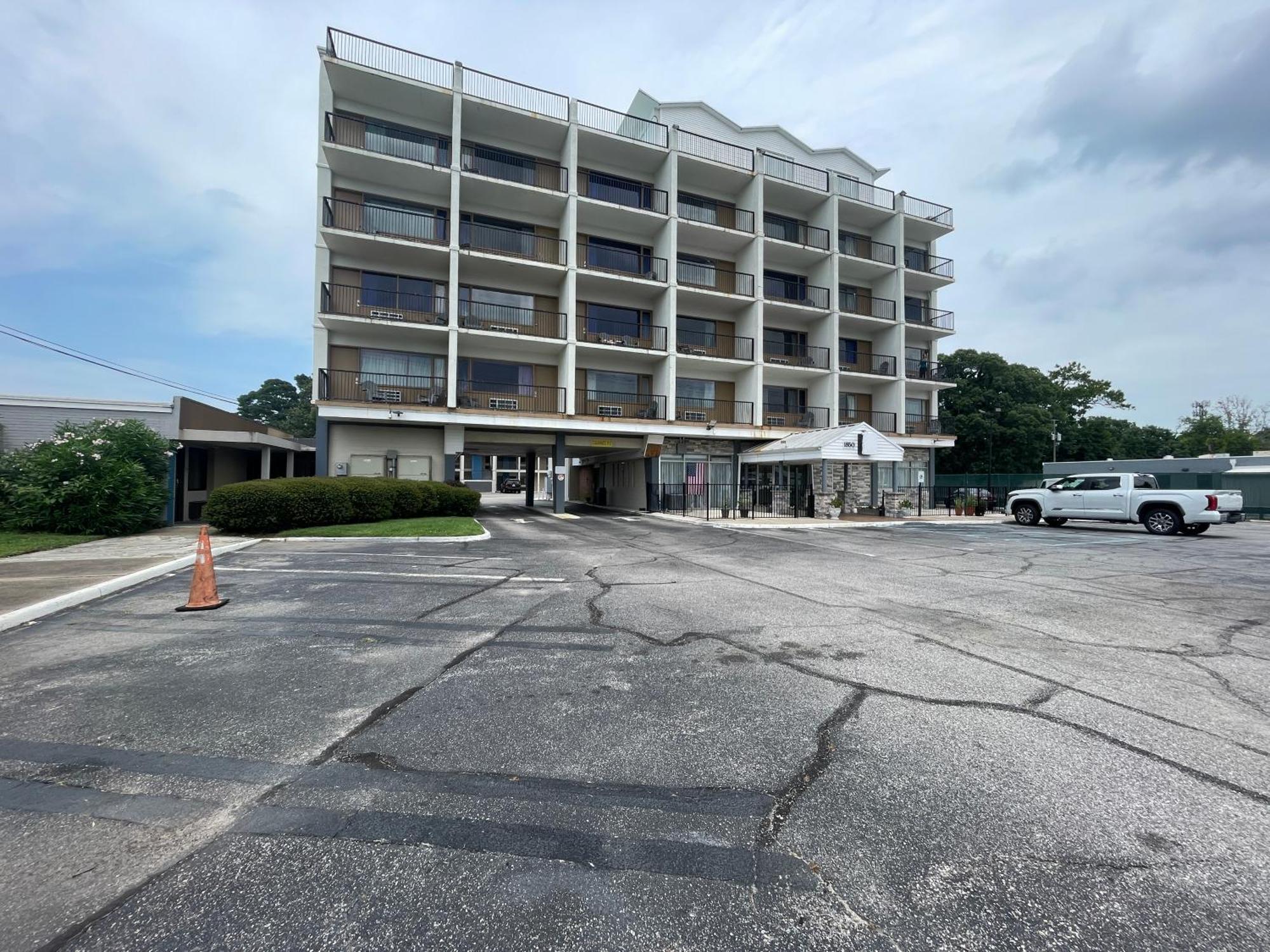 Motel 6 Norfolk, Va East Little Creek Ngoại thất bức ảnh
